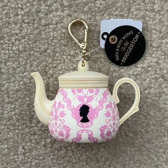 Bath & Body Works Bridgerton Tea Pot + Fancy Carriage PocketBac Holder - Picture 3 of 16
